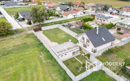 Na predaj rodinný dom s investičným potenciálom v Kostolišti