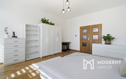 Na prenájom 3-izbový byt s 2 balkónmi a 2 parkingami, Ružinov