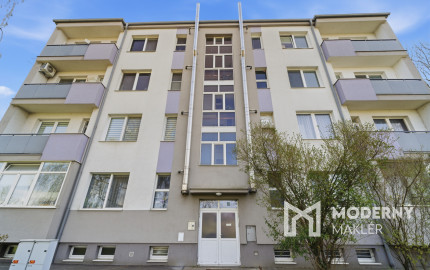 Na prenájom 3-izbový byt s 2 balkónmi a 2 parkingami, Ružinov