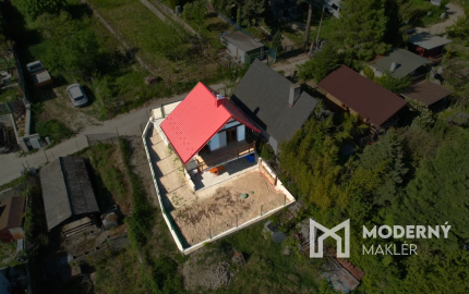 ZNÍŽENÁ CENA:Na predaj chata s panoramatickým výhľadom na Bratislavu