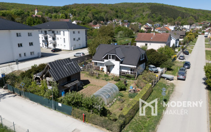 Na predaj čiastočne zariadený dom v obci Horné Otrokovce