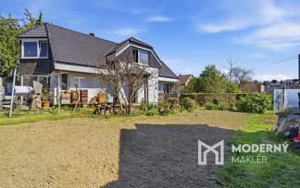 Na predaj čiastočne zariadený dom v obci Horné Otrokovce