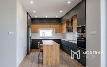 Na predaj rodinný dom v Topoľnici - kvalitné materiály, moderná lokalita