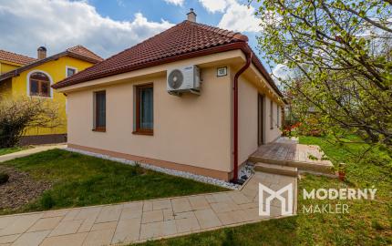 Na predaj čiastočne zariadený rodinný dom v obci Ďurďošík