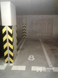 Na prenájom garážové státie pre 2 motorky - Panónska 8, Petržalka