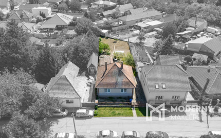 Na predaj 3-izbový tehlový dom s možnosťou nadstavby v Šamoríne