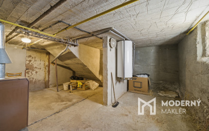 Na predaj 3-izbový tehlový dom s možnosťou nadstavby v Šamoríne