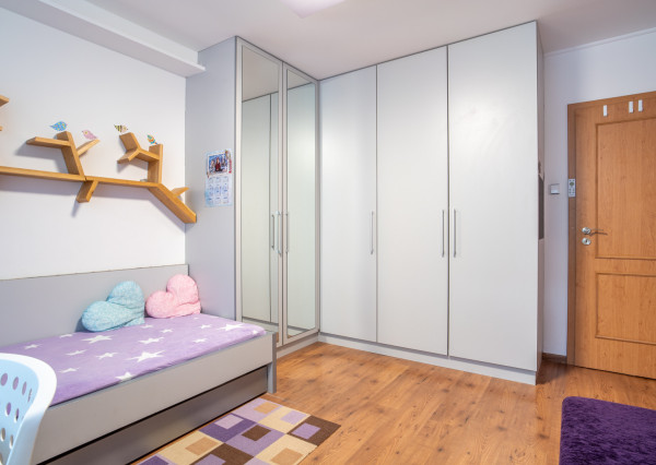 Na prenájom priestranný 3-izbový byt vo vyhľadávanej časti Ružinova