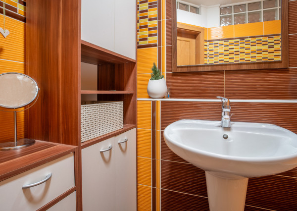 Na prenájom priestranný 3-izbový byt vo vyhľadávanej časti Ružinova