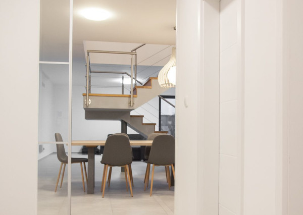 Na predaj exkluzívny 4-izbový rodinný dom priamo pod Devínom