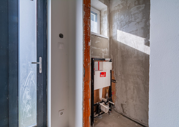 Na predaj moderný 4-izbový rodinný dom s terasou v Hrnčiarovciach nad Parnou