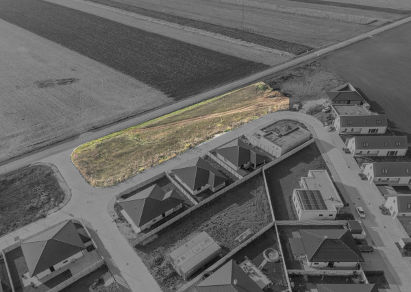 Na predaj lukratívne pozemky v novovybudovanej časti obce Topoľnica