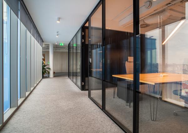 Na prenájom kompletne zariadený kancelársky priestor v Park One v Bratislave