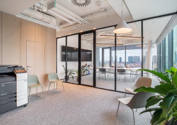 Na prenájom kompletne zariadený kancelársky priestor v Park One v Bratislave