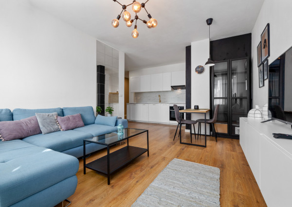 Na prenájom moderný 2-izbový byt kúsok od centra Bratislavy