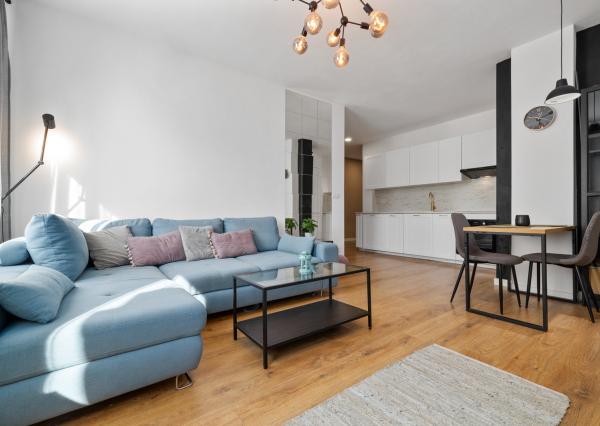 Na prenájom moderný 2-izbový byt kúsok od centra Bratislavy