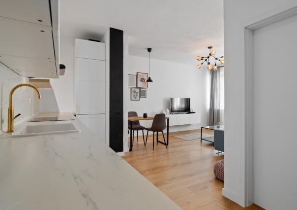 Na prenájom moderný 2-izbový byt kúsok od centra Bratislavy