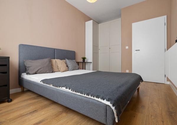 Na prenájom moderný 2-izbový byt kúsok od centra Bratislavy