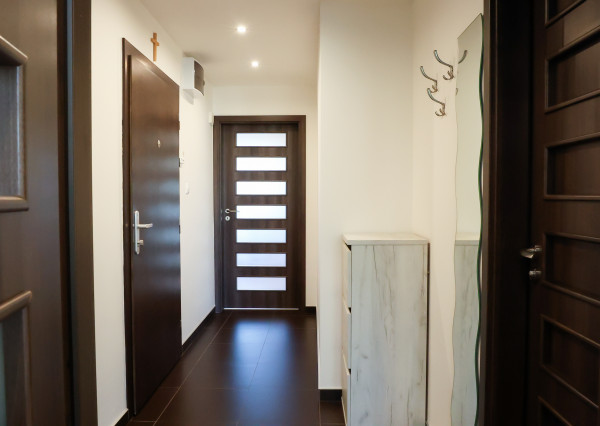 Na prenájom 3-izbový byt vo vyhľadávanej lokalite Sihoť II v Trenčíne