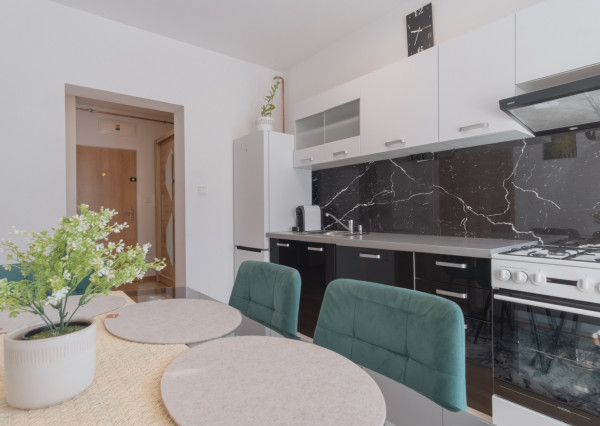 Na predaj 1-izbový byt s parkovacím miestom v Poprade