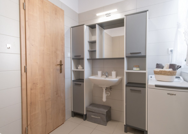 Na predaj 1-izbový byt s parkovacím miestom v Poprade