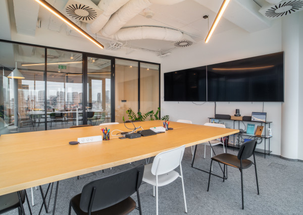 PARK ONE: Na prenájom moderné kancelárske priestory v centre Bratislavy