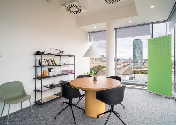 PARK ONE: Na prenájom moderné kancelárske priestory v centre Bratislavy