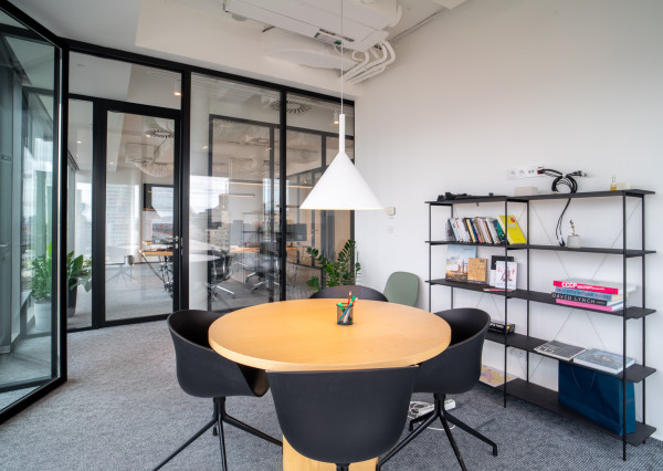 PARK ONE: Na prenájom moderné kancelárske priestory v centre Bratislavy