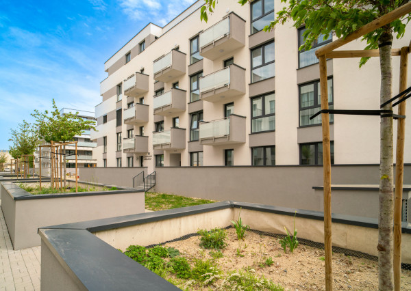 Na prenájom kompletne zariadený 2-izbový byt v Stupave