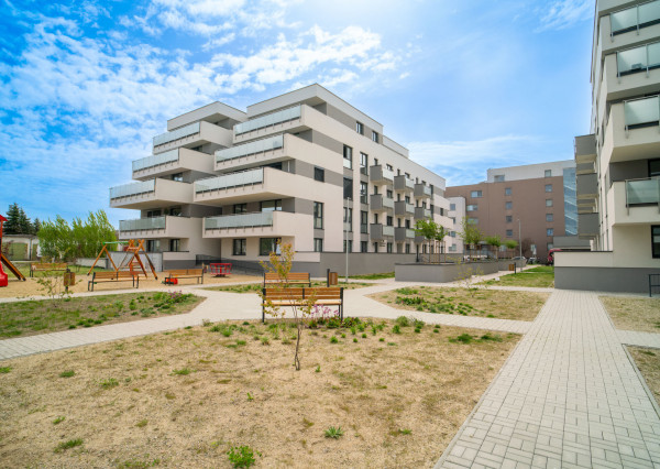 Na prenájom kompletne zariadený 2-izbový byt v Stupave