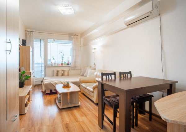 REZERVOVANÝ: Na predaj 1-izbový byt na Račianskej ulici s investičnou perspektívou