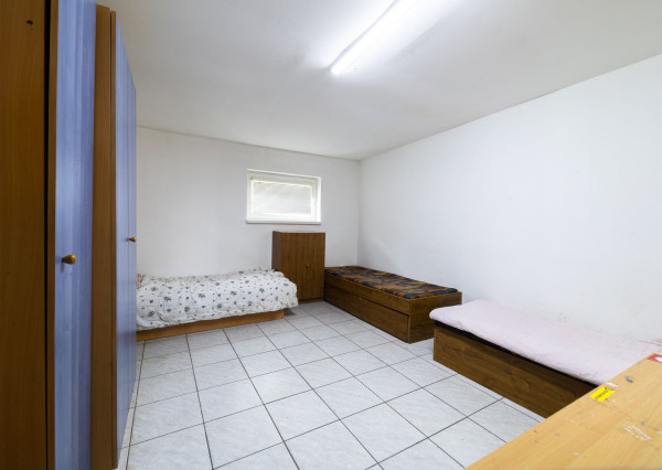 Na predaj 5-izbový byt s terasou a parkovacím miestom v obci Lipovec