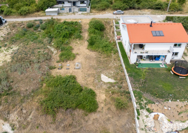 Na predaj pozemok vo viniciach v Pezinku - Grinava