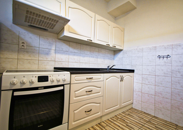 Na prenájom zariadený 1 izbový byt v Stupave