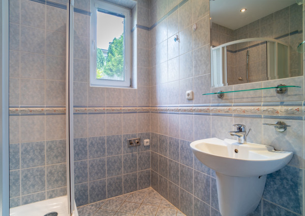 Na prenájom 5-izbový rodinný dom s udržiavanou záhradou v bratislavskej časti Kramáre