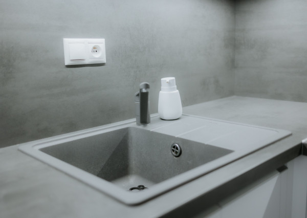 Na predaj kompletne zrekonštruovaný 2-izbový byt v Kotešovej