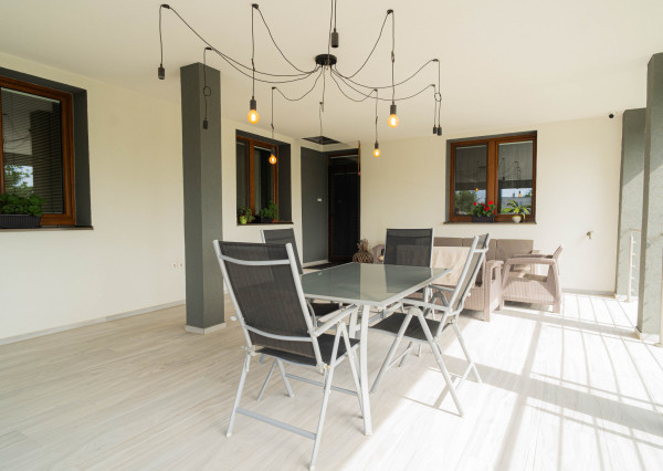 Na predaj 5-izbový rodinný dom v obci Dvorníky