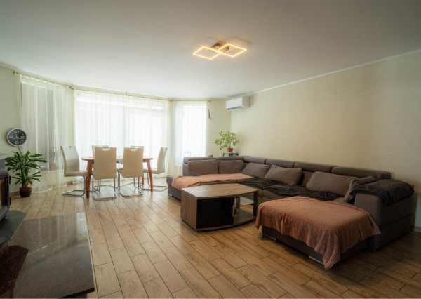 Na predaj 5-izbový rodinný dom v obci Dvorníky