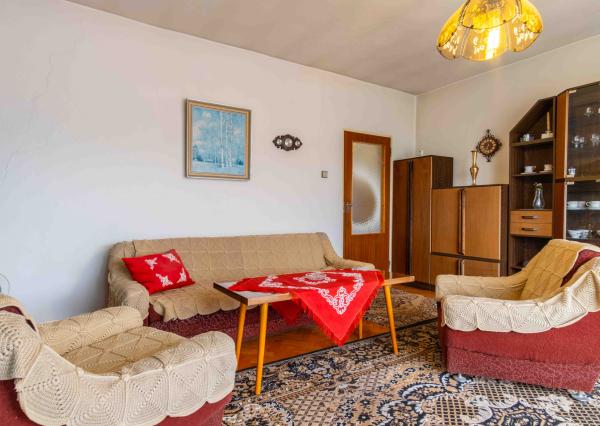 REZERVOVANÉ: Na predaj rodinný dom vo Svite v mestskej časti Podskalka