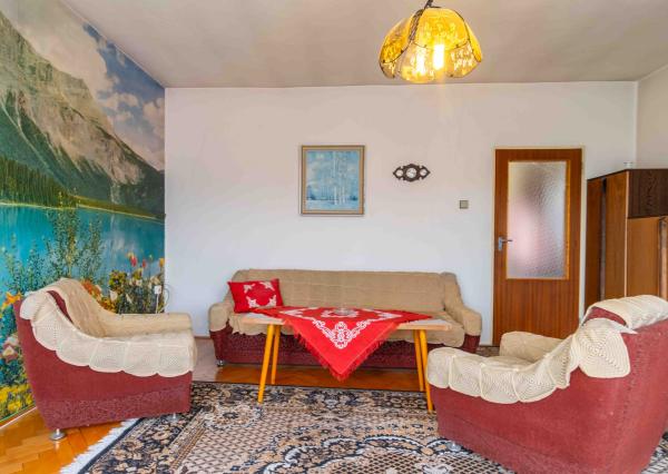 REZERVOVANÉ: Na predaj rodinný dom vo Svite v mestskej časti Podskalka