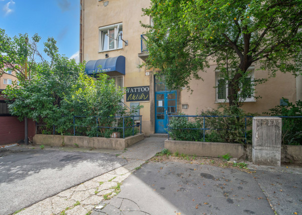 Na prenájom obchodný priestor v samotnom centre Bratislavy
