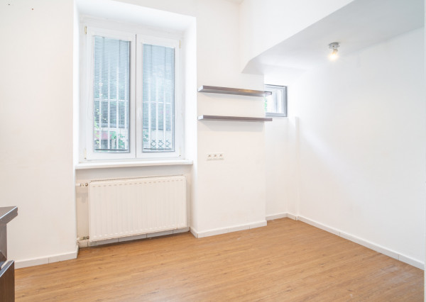 Na prenájom obchodný priestor v samotnom centre Bratislavy