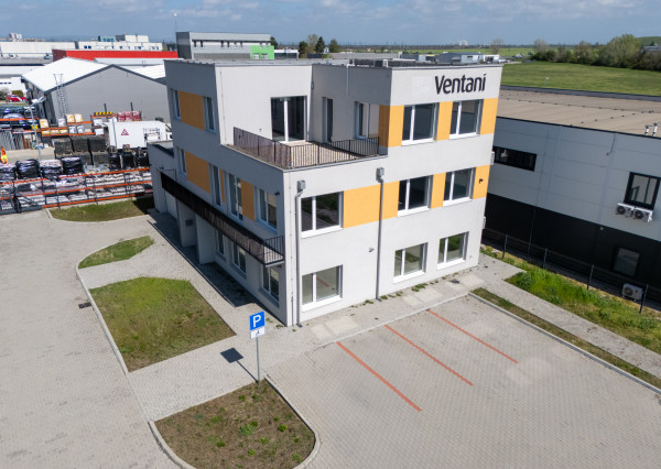 Na prenájom jedno podlažie polyfunkcie na Zavarskej ulici v Trnave