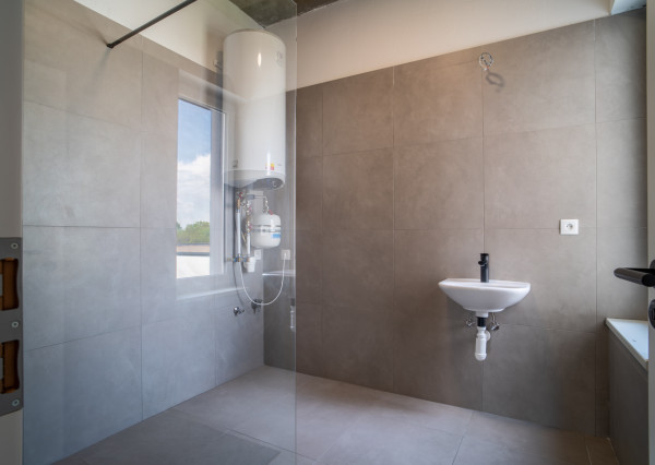 Na prenájom jedno podlažie polyfunkcie na Zavarskej ulici v Trnave