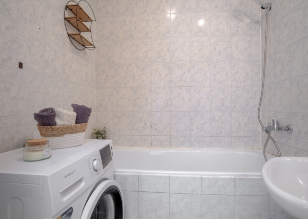 REZERVOVANÉ: Na predaj 2-izbový byt v príjemnej lokalite Popradu