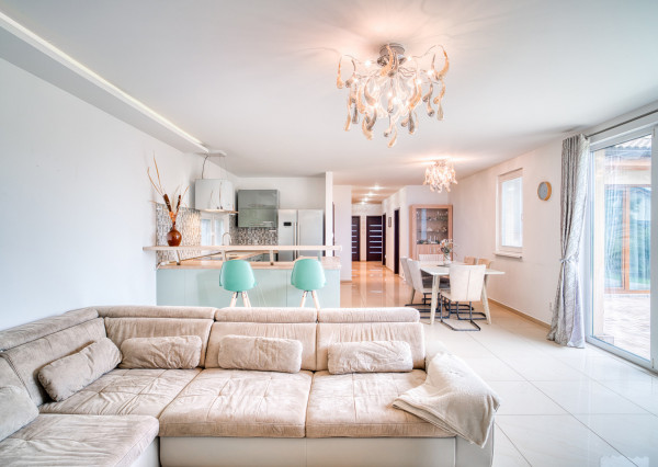 Na predaj 4-izbový rodinný dom v obci Gajary