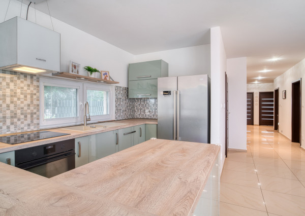 Na predaj 4-izbový rodinný dom v obci Gajary