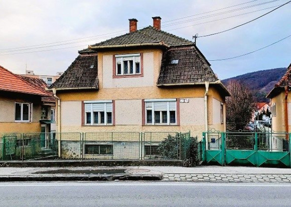 Exkluzívne na predaj 5i RD - Dolné Vestenice,s investičným potenciálom poz. 890 m2