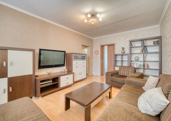 Na prenájom 4-izbový byt v Podunajských Biskupiciach