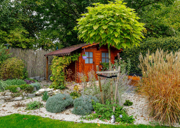 Na predaj 4-izbový rodinný dom s rozprávkovou záhradou v Hviezdoslavove